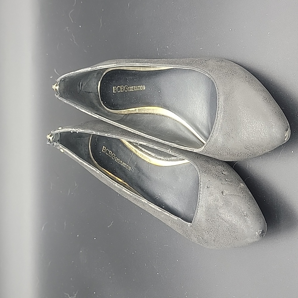BCBG shoes